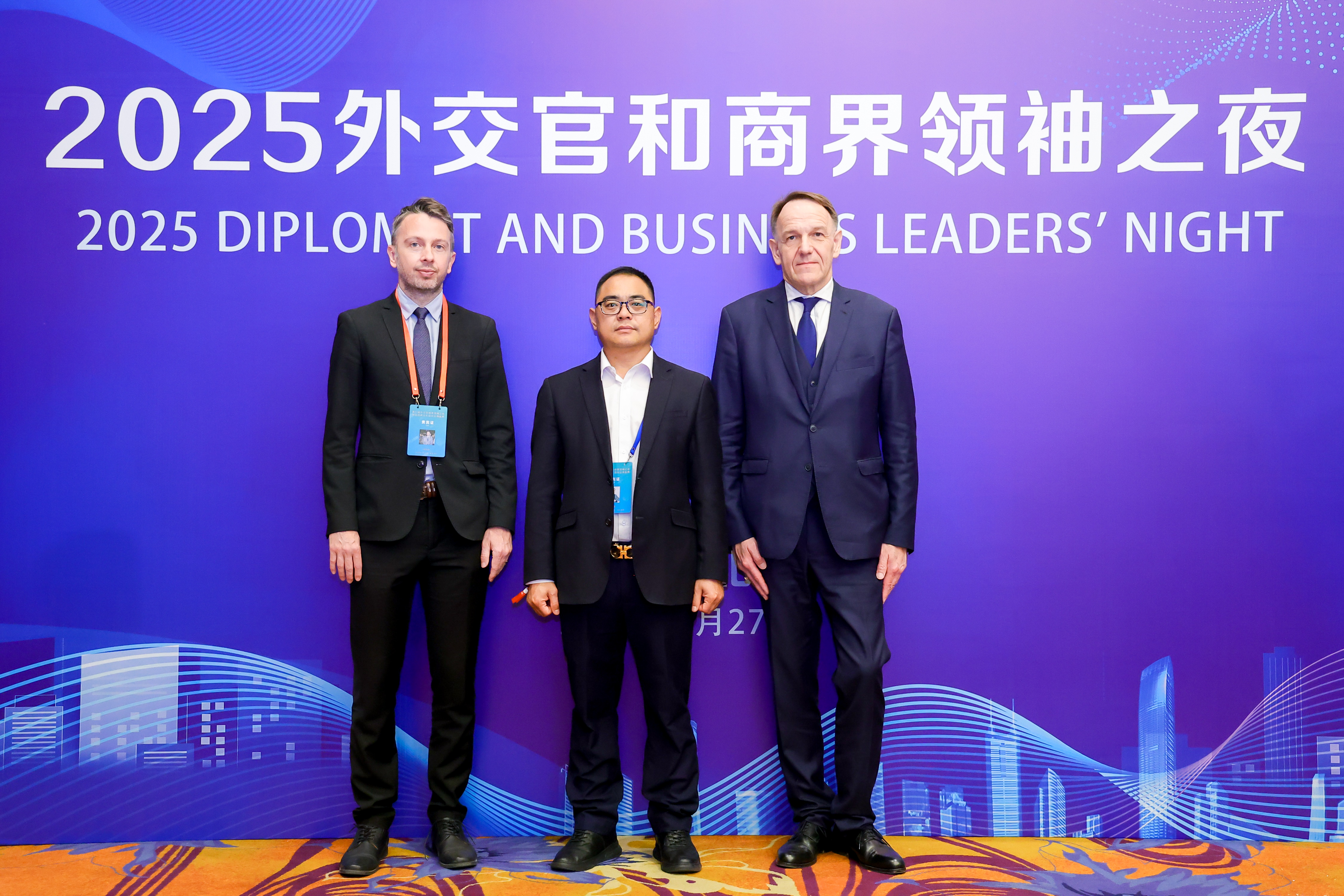 1746971797760300.jpg 22.jpg