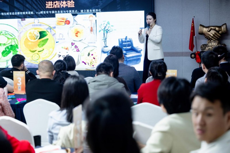 中梁咨询口腔增长训练营二期圆满落幕  公益赋能老学员 闭环系统破局行业增长